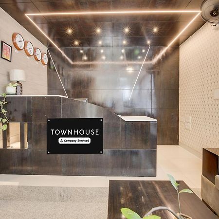 Super Townhouse Hbr Layout Bengalúr Exteriér fotografie