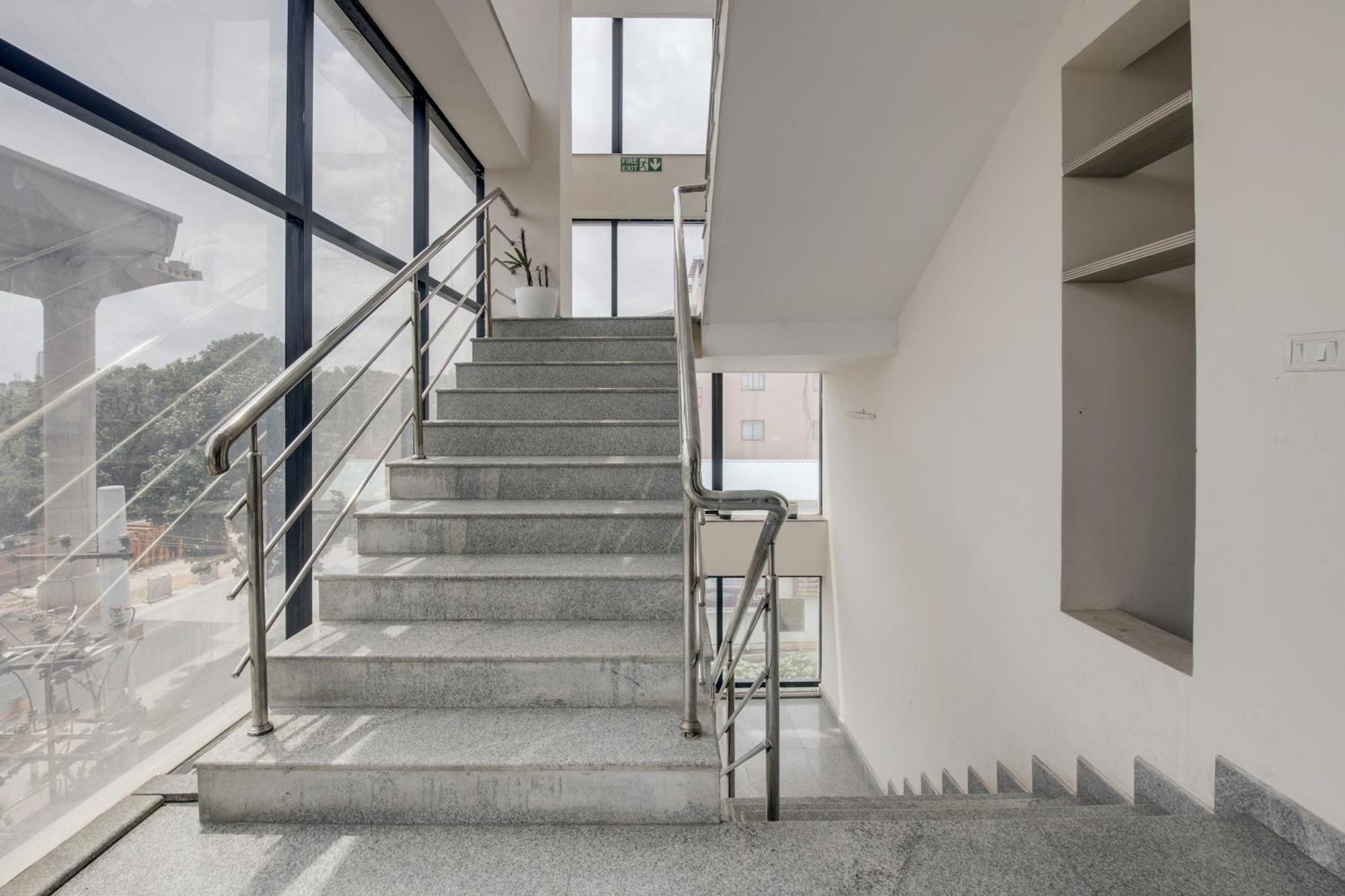 Super Townhouse Hbr Layout Bengalúr Exteriér fotografie